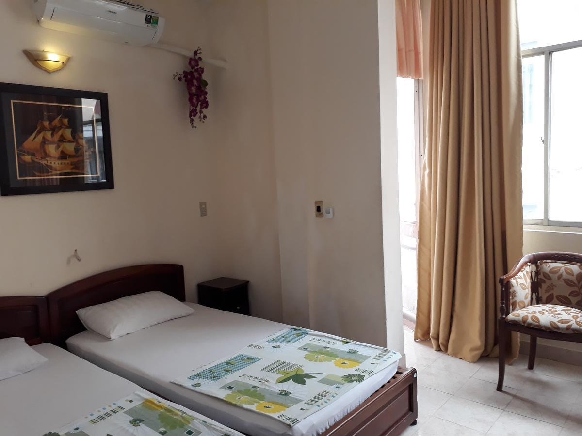 Giang Hotel Ho Chi Minh City Exterior photo